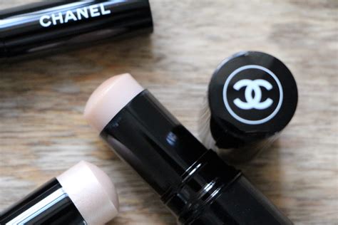 baume essentiel transparent chanel|Chanel baume essentiel sculpting douglas.